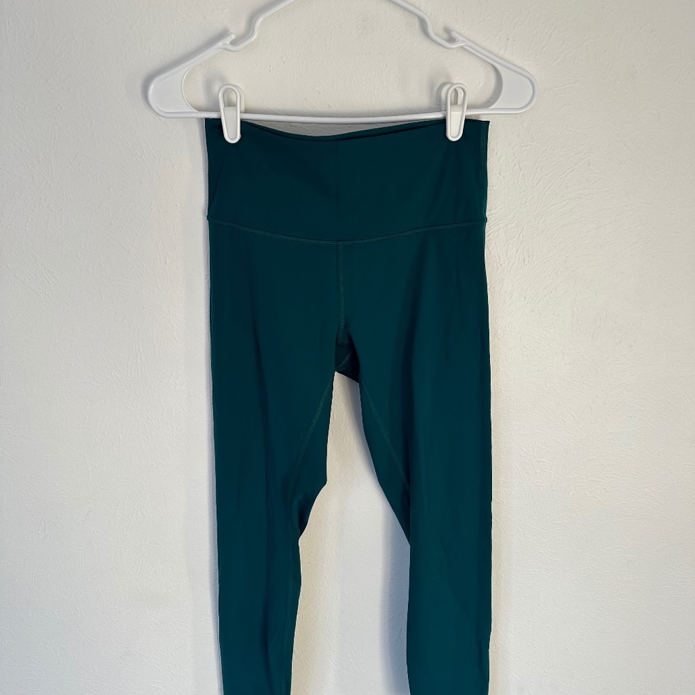 Lululemon Wunder Under Nulux Emerald 25” Leggings, size 8